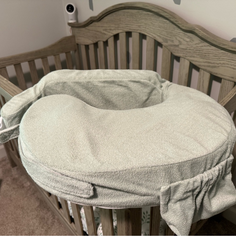 Soft Green Nursing Pillow